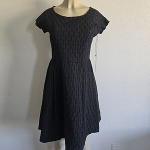 Elegant Black Textured Women's Dress